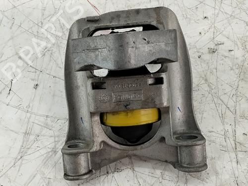 Used Engine mount Engine mount FORD PUMA (J2K, CF7) 1.0 EcoBoost (125 hp) 39740678 39740678