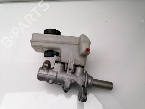 Used Brake master cylinder SKODA OCTAVIA III (5E3, NL3, NR3) 1.6 TDI (115 hp) 23383987