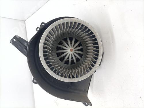 Used Heater blower motor SEAT IBIZA IV ST (6J8, 6P8) 1.4 TDI (90 hp) 28164135