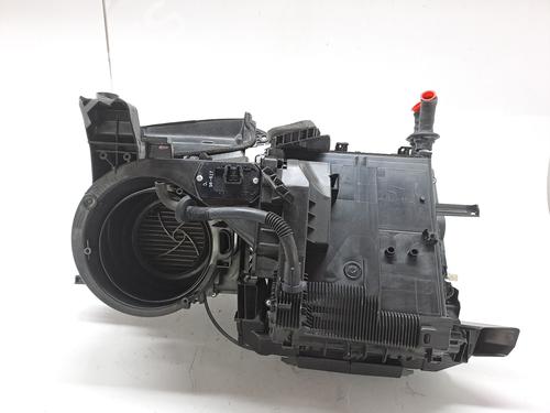 Andre TOYOTA YARIS (_P13_) 1.3 (NSP130_, NSP130) (99 hp) 23974926