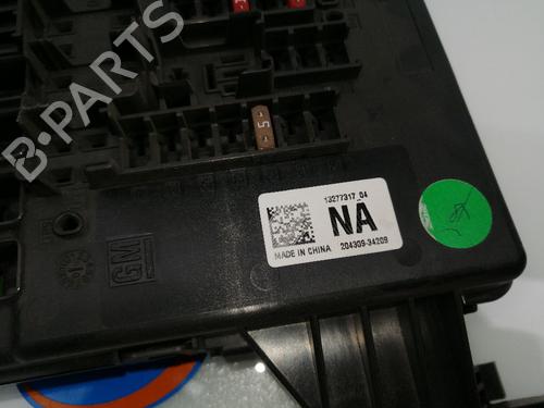 Fuse box OPEL INSIGNIA A (G09) 2.0 CDTI (68) | BP23404433E1 