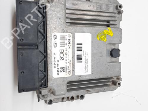 Used Engine control unit (ECU) HYUNDAI i30 (GD) 1.6 CRDi (110 hp) 25457309