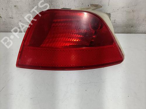 Used Rear bumper left light FORD FOCUS I (DAW, DBW) 1.6 16V (100 hp) 25455653