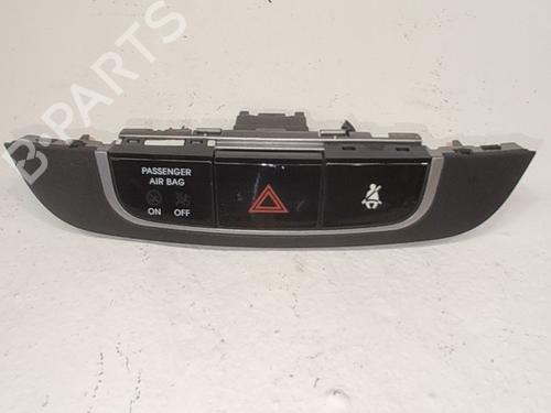 Used Warning switch Warning switch 37224000 37224000