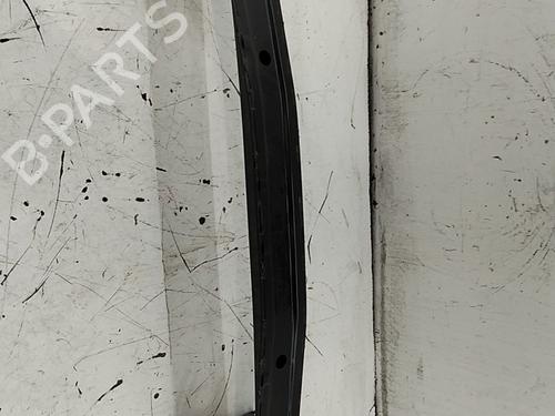 Used Front bumper reinforcement Front bumper reinforcement 38420727 38420727
