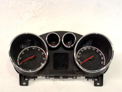 instrument-cluster-opel-meriva-b-mpv-s10-2010-2011-2012-2013-2014-2015-2016-2017-33772617 main image