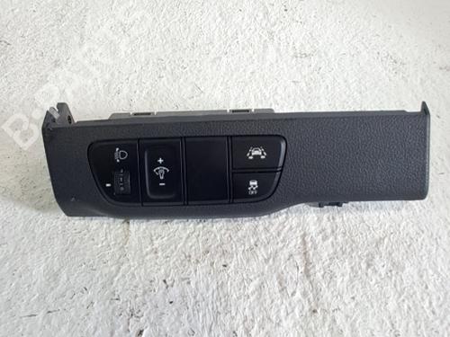 Switch HYUNDAI IONIQ (AE) 1.6 GDI Hybrid | BP29500417I30 
