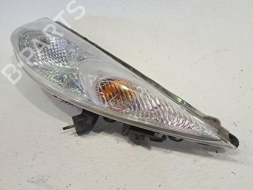 Right headlight NISSAN JUKE (F15) 1.6 DIG-T | BP24109130C29 