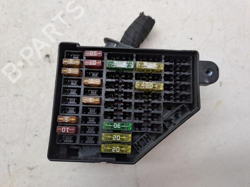 Used Fuse box VW PASSAT B6 (3C2) 2.0 TDI 16V (140 hp) 23358095