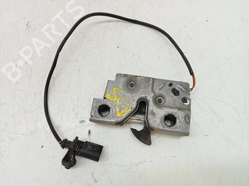 Used Hood lock SKODA OCTAVIA III (5E3, NL3, NR3) 1.4 TSI (150 hp) 29302583