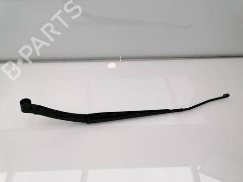 Used Front windshield wiper arm NISSAN QASHQAI II (J11, J11_) 1.6 dCi ALL MODE 4x4-i (130 hp) 23937039