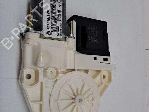 Rudehejsemotor bagstkærm venstre RENAULT MEGANE III Hatchback (BZ0/1_, B3_) 1.2 TCe (BZ2B, BZ11) (116 hp) 23289081