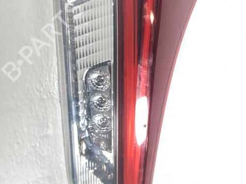 Used Left tailgate light Left tailgate light TOYOTA AURIS Estate (_E18_) 1.8 Hybrid (ZWE186_, ZWE186R, ZWE186H) (136 hp) 32467904 32467904