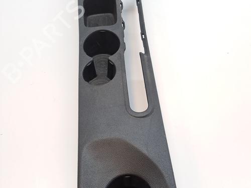 Used Armrest / Center console RENAULT CLIO IV (BH_) 1.5 dCi 75 (75 hp) 23360475