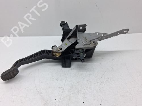 Used Clutch pedal FORD TOURNEO CONNECT / GRAND TOURNEO CONNECT V408 MPV 1.6 TDCi (95 hp) 29420951