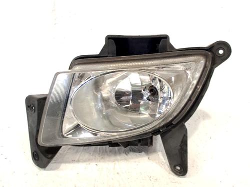 Used Left front fog light HYUNDAI i30 Estate (FD) 1.6 CRDi (90 hp) 32720320