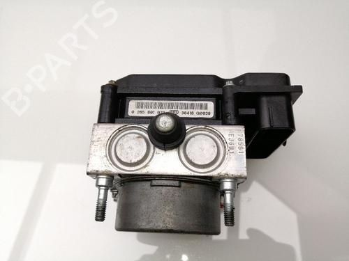 Used ABS pump FIAT QUBO (225_) 1.3 D Multijet (225CXB1A, 225AXB1A, 225CXB11, 225AXB11,... (75 hp) 23419144