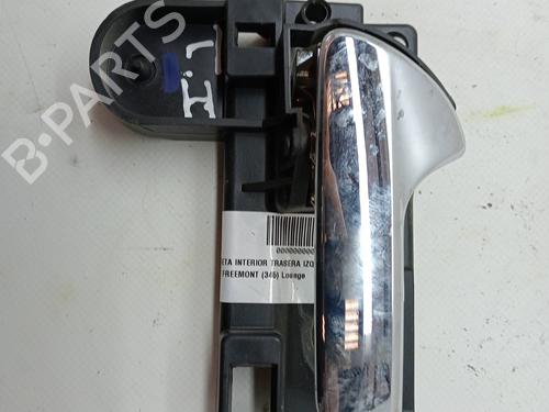 Klamka wewnętrzna drzwi tylnych lewych FIAT FREEMONT (345_) 2.0 JTD K68103387AA