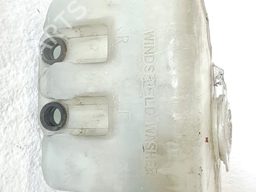 Used Windscreen washer tank SUZUKI VITARA (ET, TA, TD) 1.6 All-wheel Drive (TA, TA01, SE416) (80 hp) 32257535