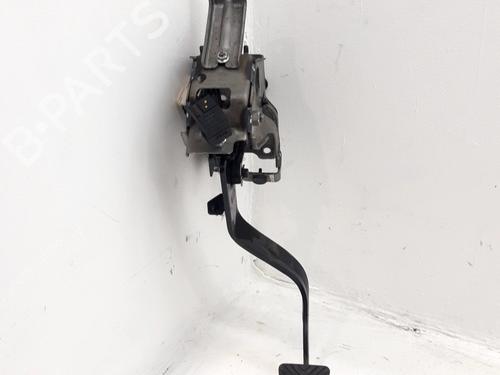 Pedal embrague Pedal embrague KIA CARENS IV 1.7 CRDi (116 hp) 37289563 37289563