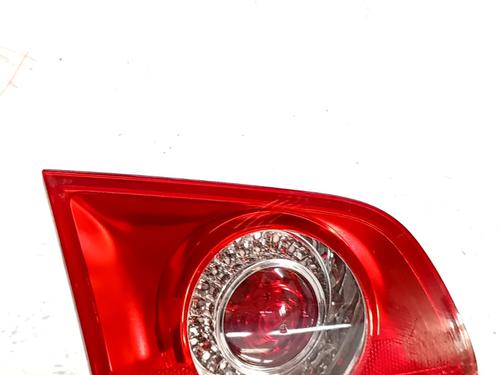 Venstre baglygte bagklap VW PASSAT B6 (3C2) 2.0 TDI 16V (140 hp) 31580029