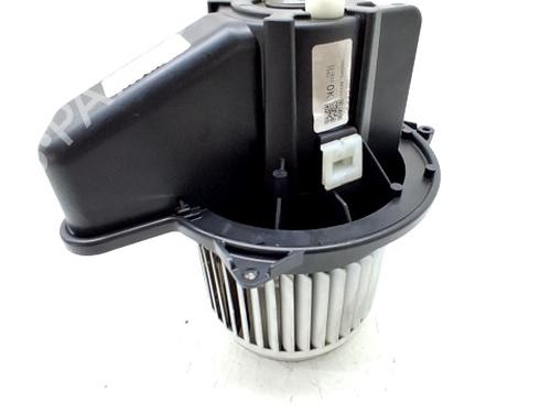 Used Heater blower motor FIAT 500e (332_) Elektro 3+1 (FA1) (118 hp) 30337486