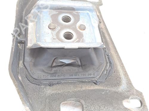 Used Gearbox mount PEUGEOT EXPERT Van (V_) 1.5 BlueHDi 120 (120 hp) 27672757