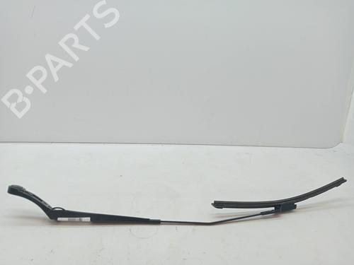 Used Front windshield wiper arm FORD KA+ III (UK, FK) 1.2 Ti-VCT (85 hp) 23347201