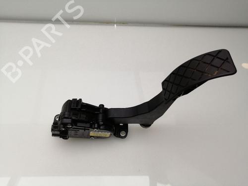 Used Pedal VW POLO V (6R1, 6C1) 1.6 BiFuel (82 hp) 23404852