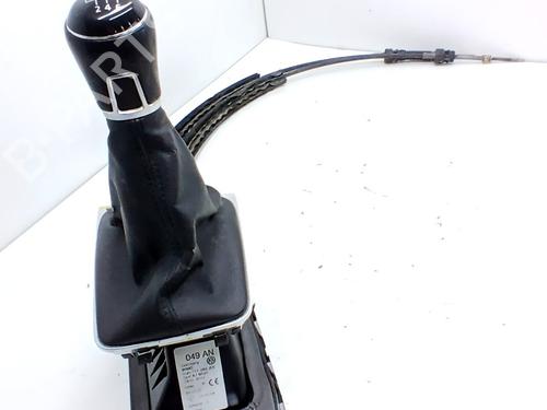 Palanca de cambios Palanca de cambios VW GOLF VII (5G1, BQ1, BE1, BE2) 1.2 TSI (105 hp) 33772007 33772007