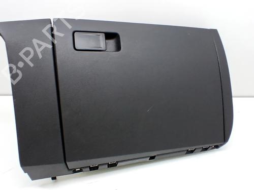 Used Glove box VW POLO VI (AW1, BZ1, AE1) 1.0 TSI (95 hp) 31609731
