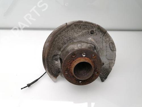 Used Right front steering knuckle BMW 1 Coupe (E82) 120 d (177 hp) 23449974