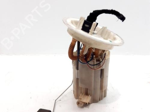 Used Fuel pump AUDI A5 (8T3) 2.0 TDI (170 hp) 31609686