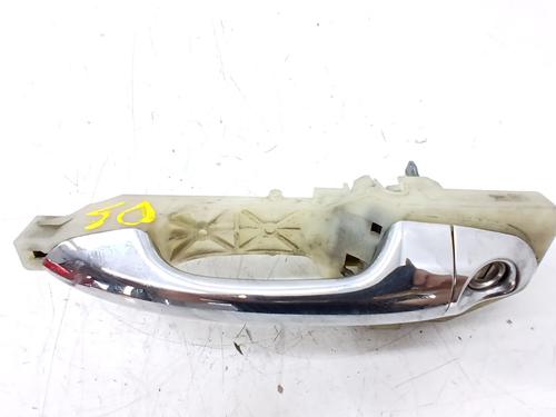 front-left-exterior-door-handle-kia-carens-iv-2013-36665763 main image
