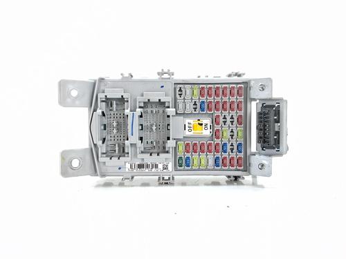 Used Fuse box HYUNDAI i20 ACTIVE (IB, GB) 1.0 T-GDI (101 hp) 27731609