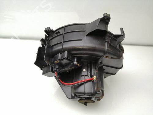 Used Heater blower motor BMW 5 Touring (F11) 520 d xDrive (190 hp) 25255198
