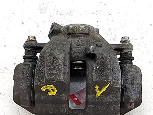 Used Left front brake caliper MERCEDES-BENZ C-CLASS Coupe (CL203) C 180 Kompressor (203.746) (143 hp) 31035470