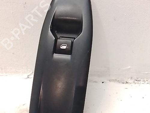 Used Right front window switch Right front window switch PEUGEOT 208 Hatchback Van (CR_) 1.4 HDi 68 (CR8HR0) (68 hp) 36376982 36376982