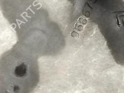 Right front steering knuckle PEUGEOT 508 I (8D_) 1.6 HDi | BP31247558M26