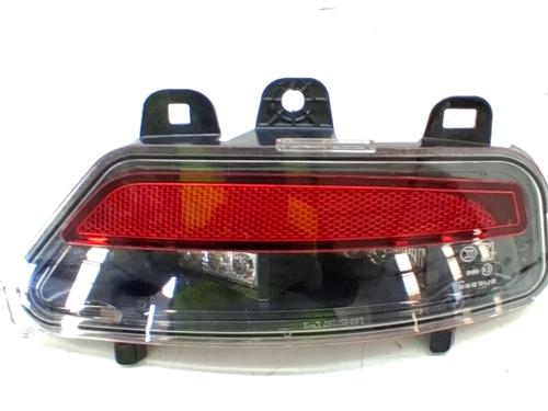 Leuchte links Stossstange für RENAULT CAPTUR II (HF_) E-TECH 160 (158 hp) 31701070