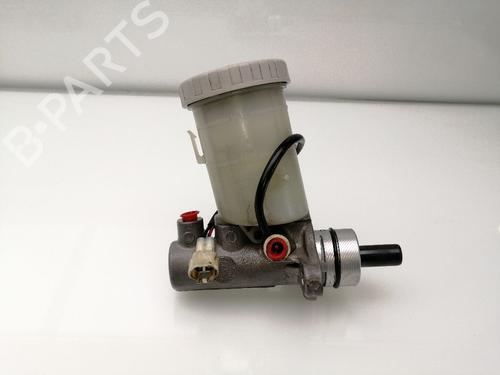 Used Brake master cylinder SUZUKI GRAND VITARA I (FT, HT) 2.0 HDI 110 16V 4x4 (SQ420D, TD83V) (109 hp) 23458443
