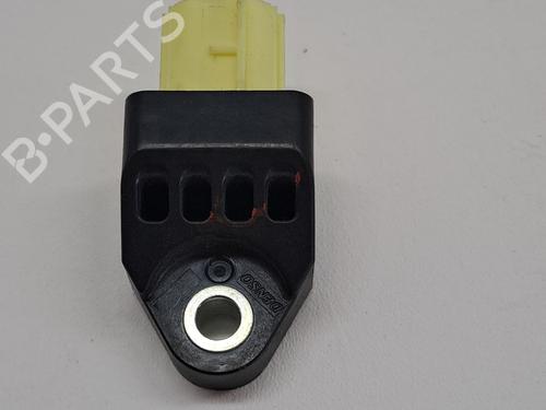 Used Electronic sensor TOYOTA YARIS (_P13_) 1.3 (NSP130_, NSP130) (99 hp) 24172231