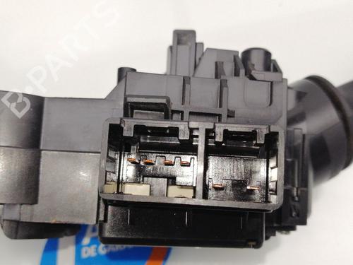 Used Switch TOYOTA HILUX VIII Pickup (_N1_) 2.4 D 4WD (GUN125_, GUN125R) (150 hp) 26315706