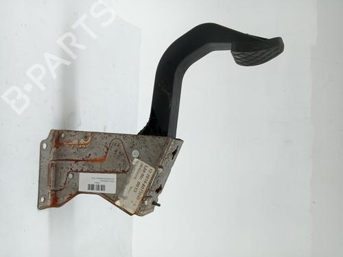 Used Clutch pedal VW AMAROK Platform/Chassis (S1B, S6B, S7B) 3.0 TDI 4motion (258 hp) 24188871