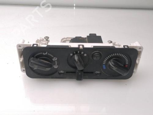 Used Climate control SUZUKI JIMNY Closed Off-Road Vehicle (SN) 1.3 4WD (SN413) (85 hp) 23652178
