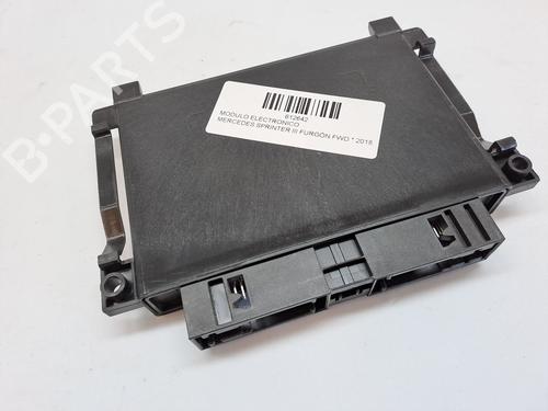 Used Electronic module MERCEDES-BENZ SPRINTER 3,5-t Van (B907, B910) 319 CDI RWD (907.633, 907.635, 907.637) (190 hp) 23975393
