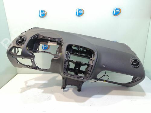 Instrumentbord SEAT ALTEA (5P1) 1.9 TDI (105 hp) 24171102