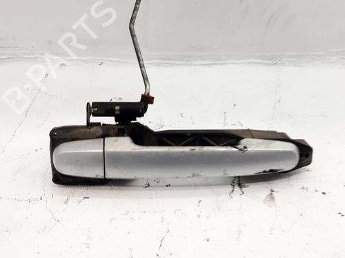 Used Front right exterior door handle Front right exterior door handle TOYOTA COROLLA (_E12_) 2.0 D-4D (CDE120R, CDE120L_) (110 hp) 33771512 33771512
