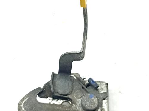 Used Hood lock FIAT DOBLO Cargo (263_) 1.3 D Multijet (263WXU1A, 263ZXU1A, 263WYB1A, 263ZYB1A) (95 hp) 31580450