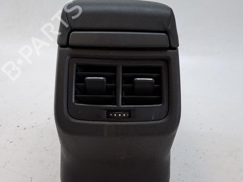 Armrest / Center console SEAT LEON ST (5F8) 1.6 TDI | BP26951306I20